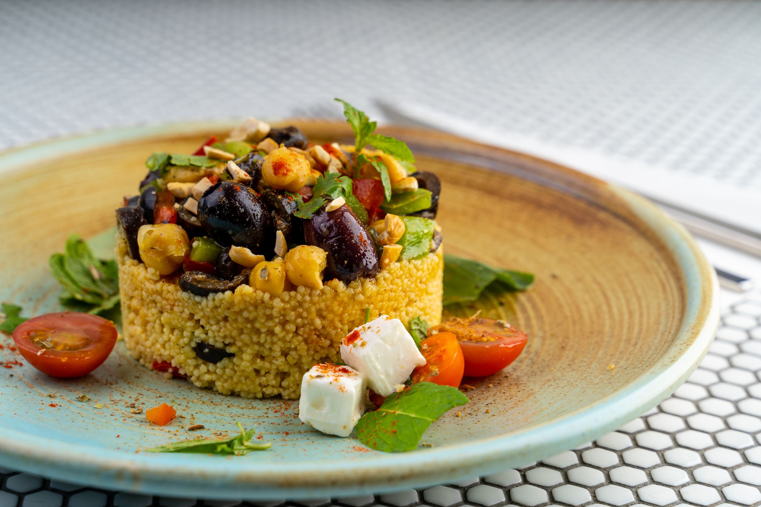 Chickpea couscous salad with fresh vegetables